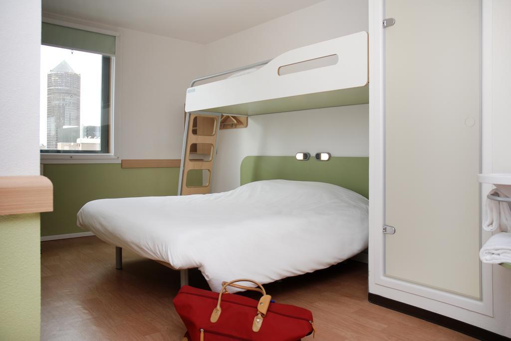 Ibis Budget Orly Chevilly Tram 7 Vitry-sur-Seine Bagian luar foto