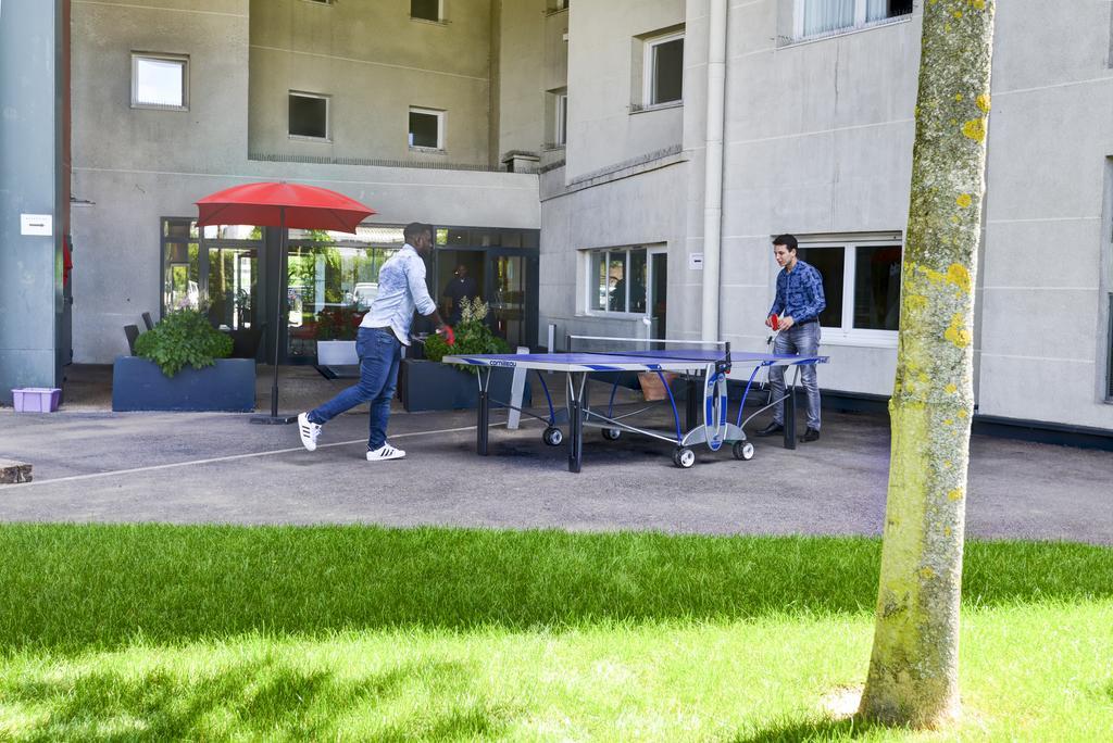 Ibis Budget Orly Chevilly Tram 7 Vitry-sur-Seine Bagian luar foto