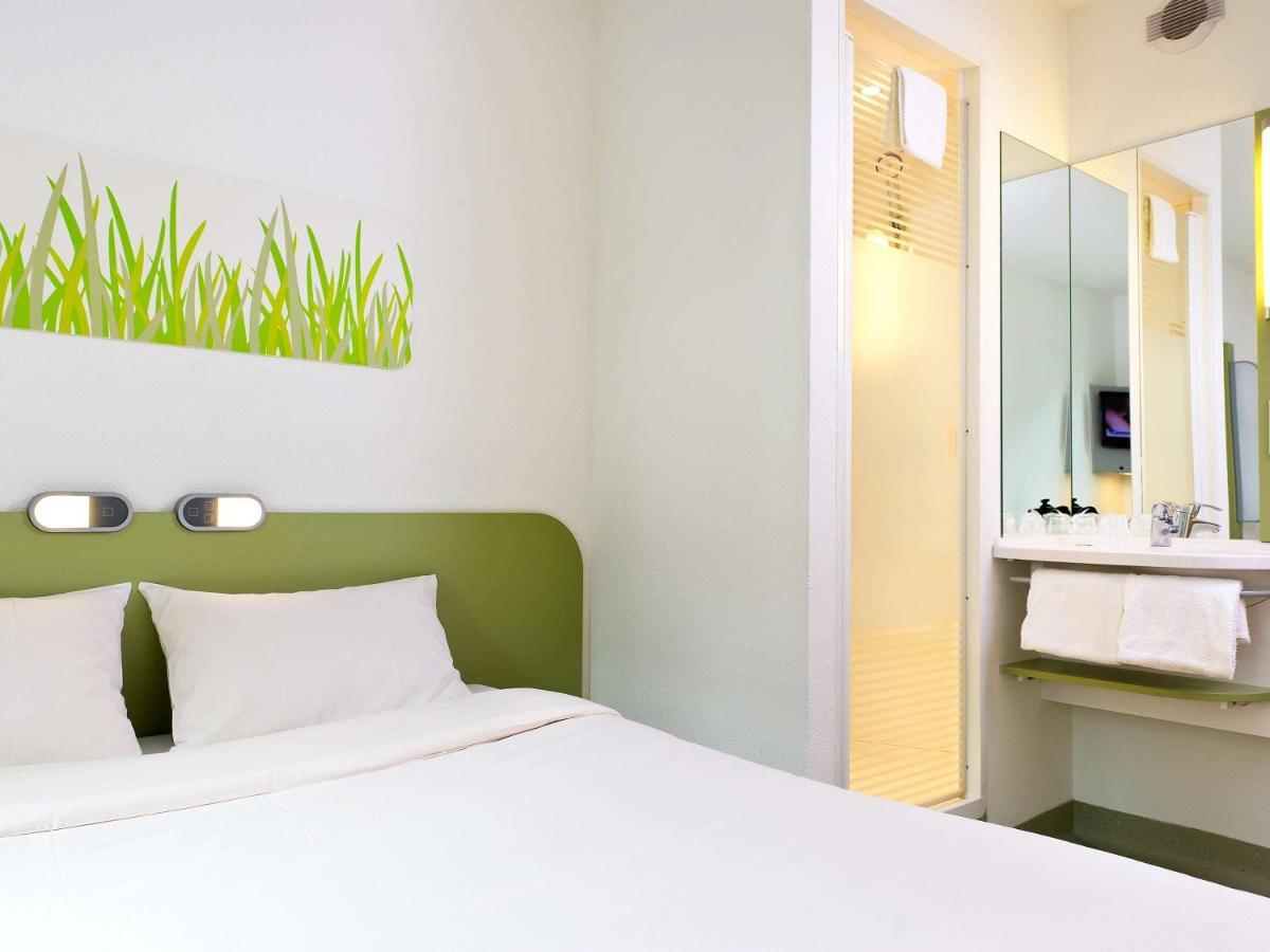 Ibis Budget Orly Chevilly Tram 7 Vitry-sur-Seine Bagian luar foto