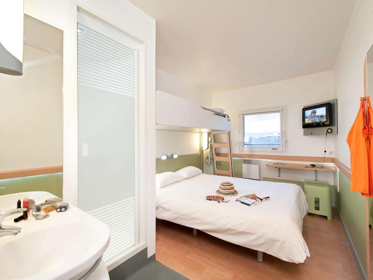 Ibis Budget Orly Chevilly Tram 7 Vitry-sur-Seine Bagian luar foto