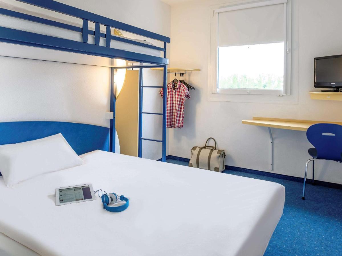 Ibis Budget Orly Chevilly Tram 7 Vitry-sur-Seine Bagian luar foto