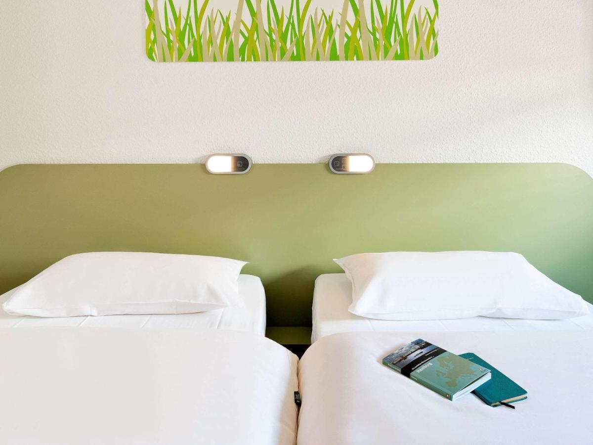 Ibis Budget Orly Chevilly Tram 7 Vitry-sur-Seine Bagian luar foto
