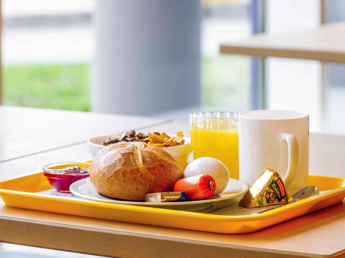 Ibis Budget Orly Chevilly Tram 7 Vitry-sur-Seine Bagian luar foto